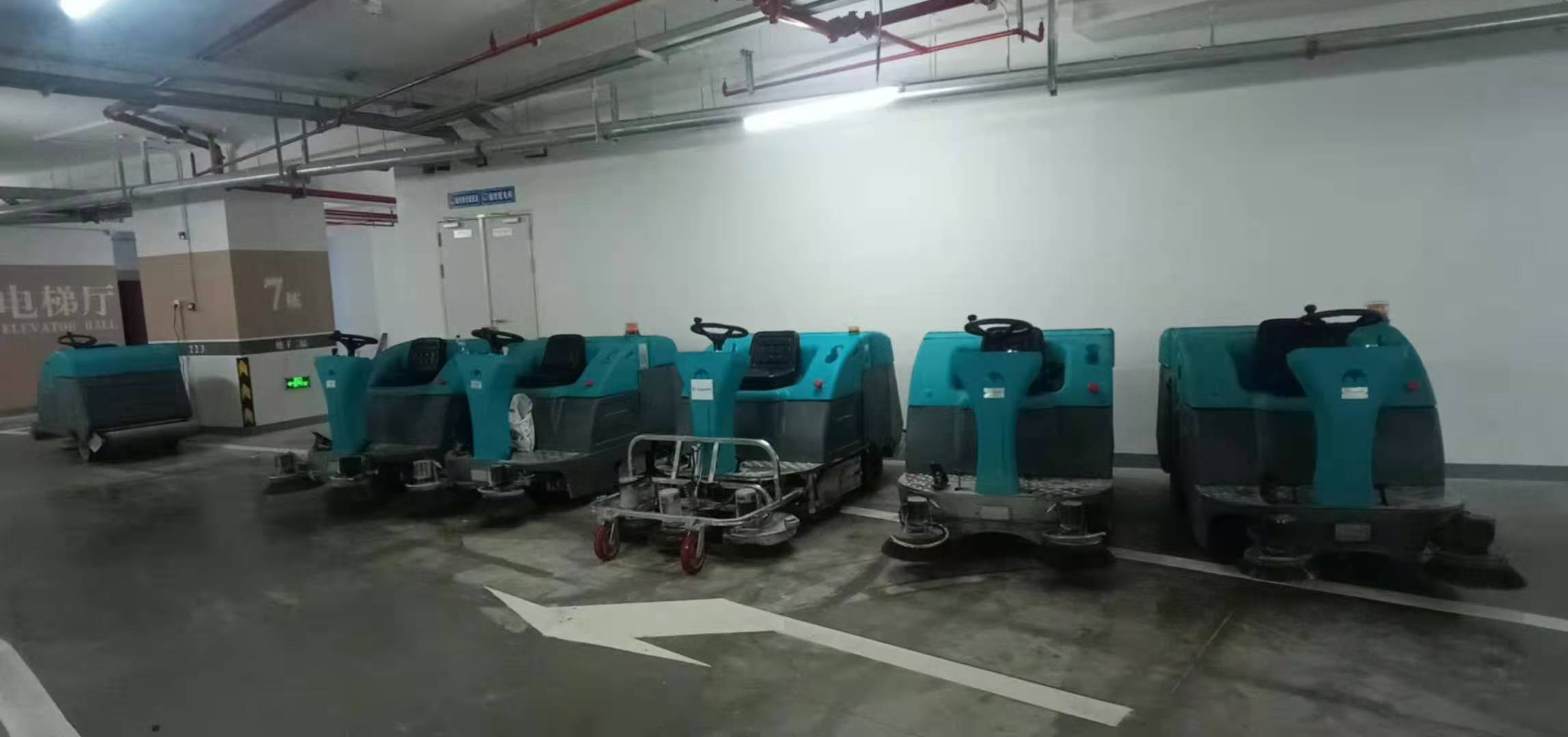 地库开荒有多难？我们用一台洗地机，把三天的工作压缩到三小时