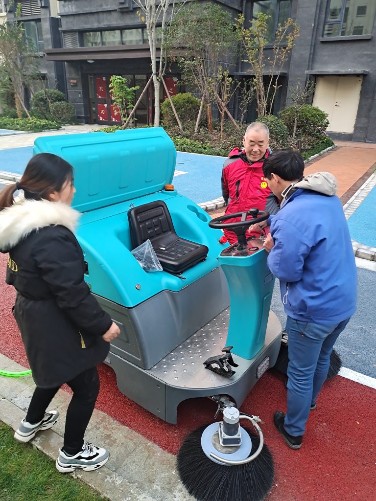 清晨雨拖地车如何使用,扫地车怎么样