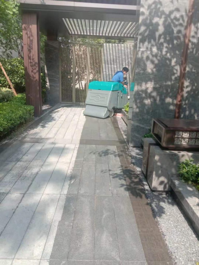 一台电动扫地车多少钱？价格重要但也要了解“购前”注意事项