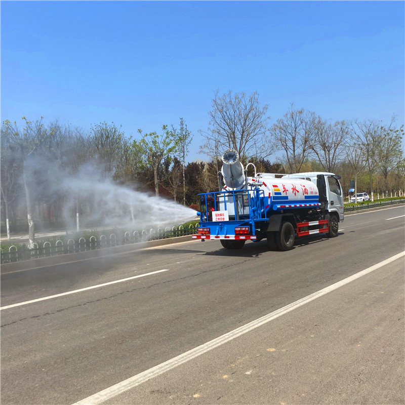 清晨雨：回顾郑州十年“以车代人”道路清扫环卫车变革